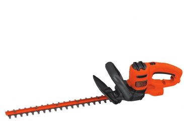 BLACK+DECKER Hedge Trimmer that is 22-Inch HT22